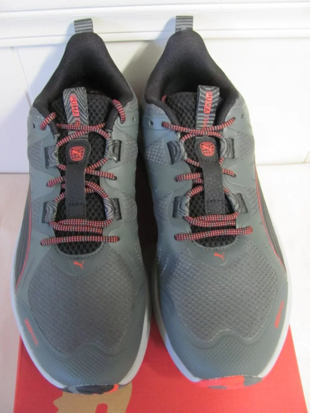 PUMA REFLECT LITE TRAIL NEW IN BOX